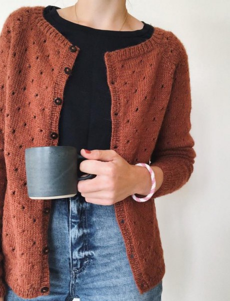 Annas Cardigan - Garnpaket (PetiteKnit)